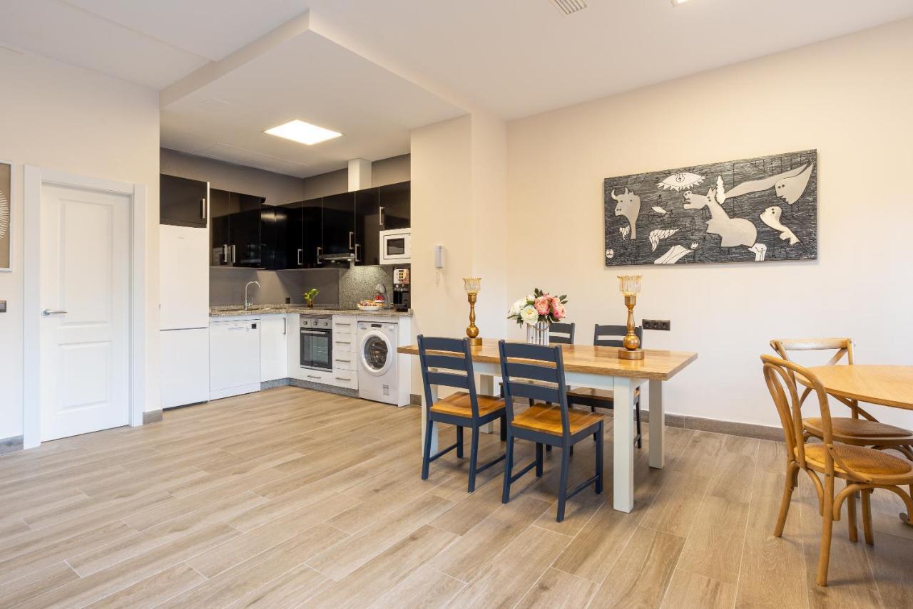 Duplex De Lujo En La Playa , Jacuzzy, Piscina, Chimenea Y Padel Apartment Benalmadena Luaran gambar