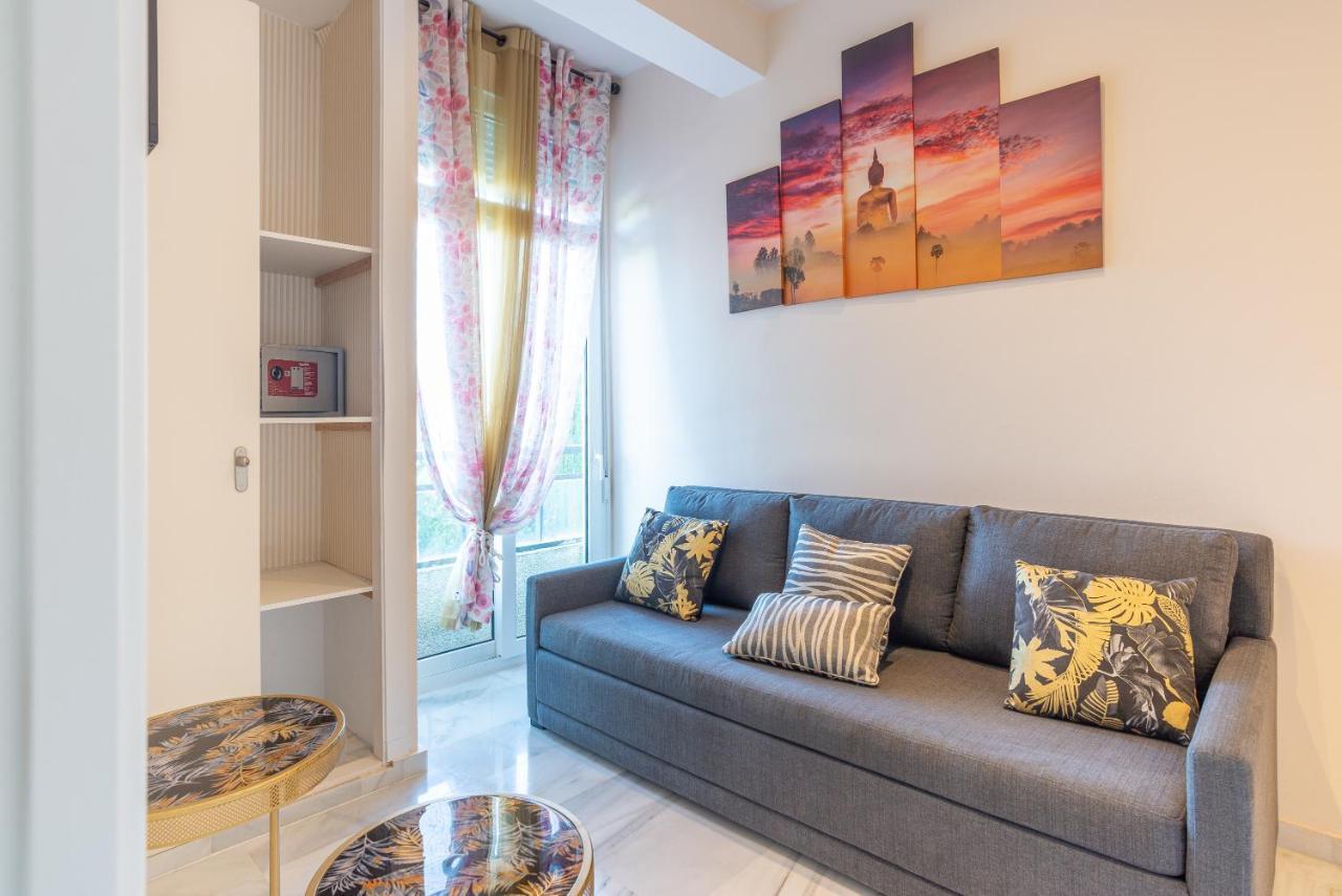Duplex De Lujo En La Playa , Jacuzzy, Piscina, Chimenea Y Padel Apartment Benalmadena Luaran gambar