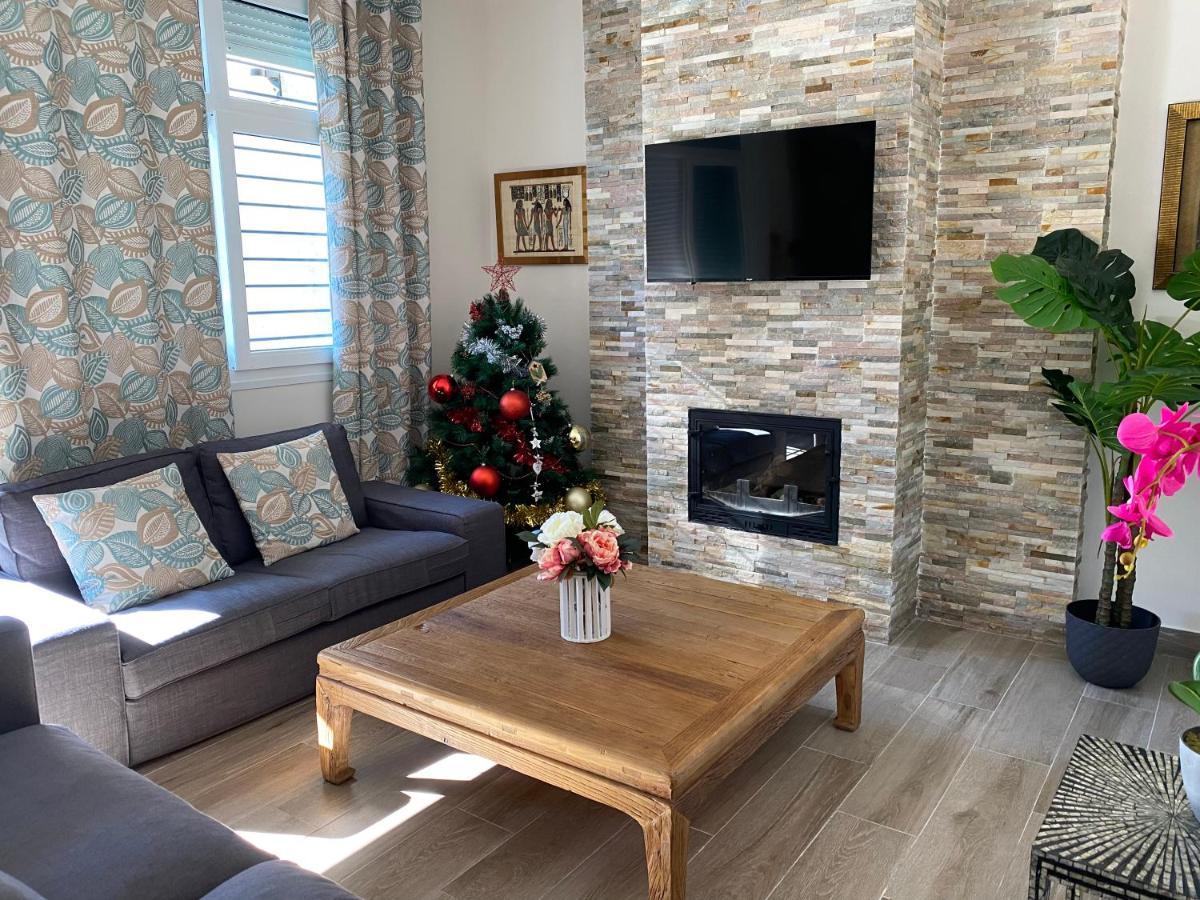 Duplex De Lujo En La Playa , Jacuzzy, Piscina, Chimenea Y Padel Apartment Benalmadena Luaran gambar