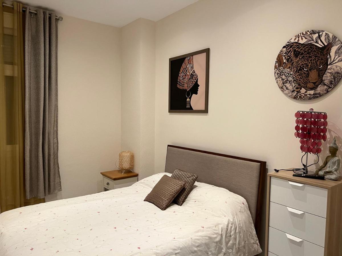 Duplex De Lujo En La Playa , Jacuzzy, Piscina, Chimenea Y Padel Apartment Benalmadena Luaran gambar